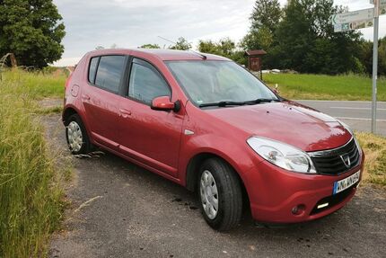 Dacia Sandero 137.000 km 3.399 &euro; Kaisersbach 73667