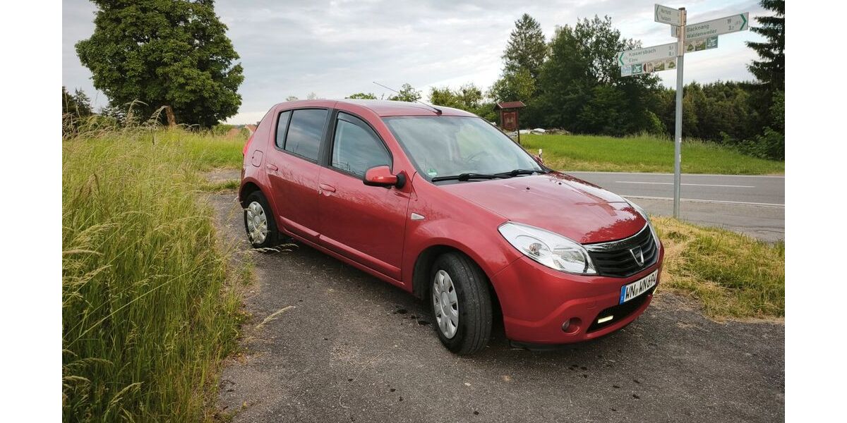 Dacia Sandero 137.000 km 3.399 &euro; Kaisersbach 73667