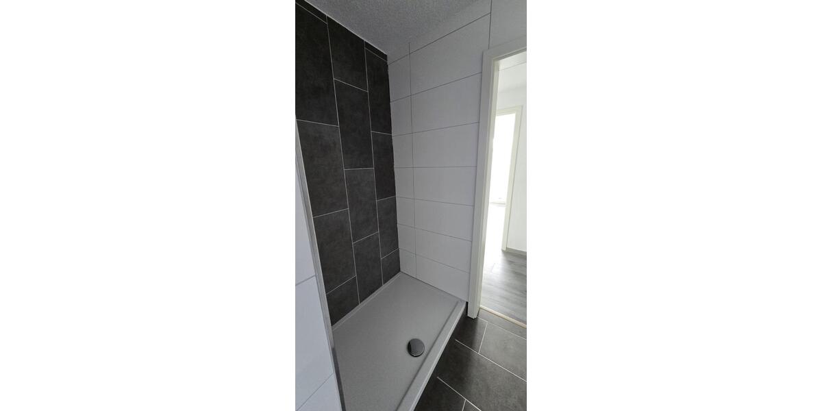 Dachgeschoßwohnung Wilhelmshaven Heppens - 5 Zimmer, 100 m&sup2;, 700&euro; | Angebot:25791708