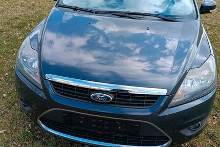 Ford Focus 131.074 km 3.300 &euro; Hosenfeld 36154