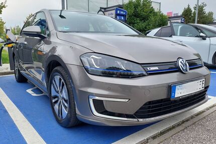 VW Golf 68.048 km 11.700 &euro; Buttenwiesen 86647