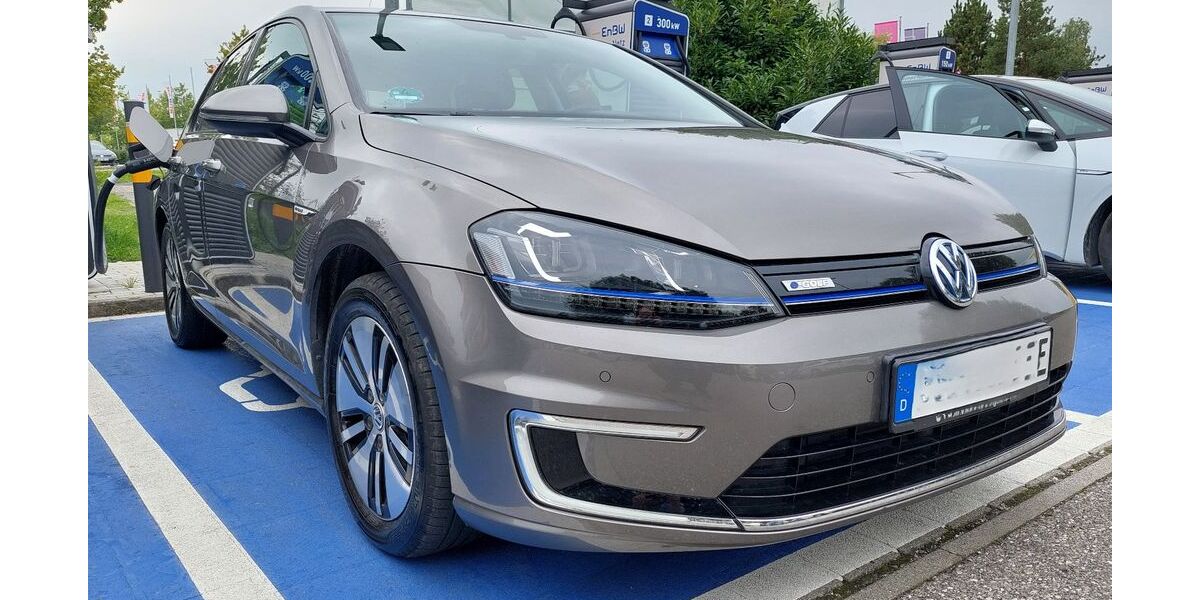 VW Golf 68.048 km 11.700 &euro; Buttenwiesen 86647