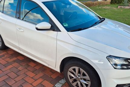 Skoda Fabia 42.500 km 15.500 &euro; Westoverledingen 26810