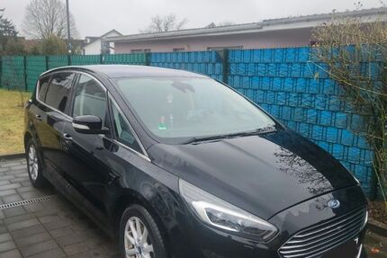 Ford S-Max 217.300 km 10.900 &euro; Kaltenkirchen 24568