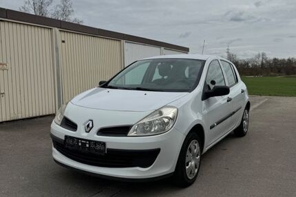 Renault Clio 117.000 km 2.199 &euro; Neu-Ulm 89231