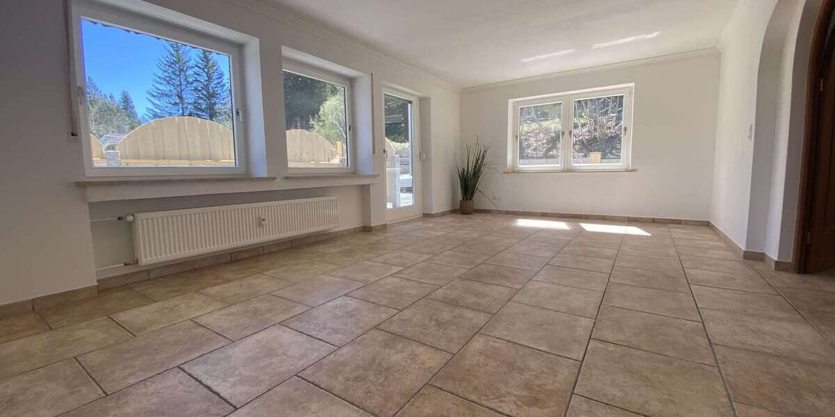 Etagenwohnung Klais Klais - 3 Zimmer, 89 m&sup2;, 349.000&euro; | Angebot:26187860