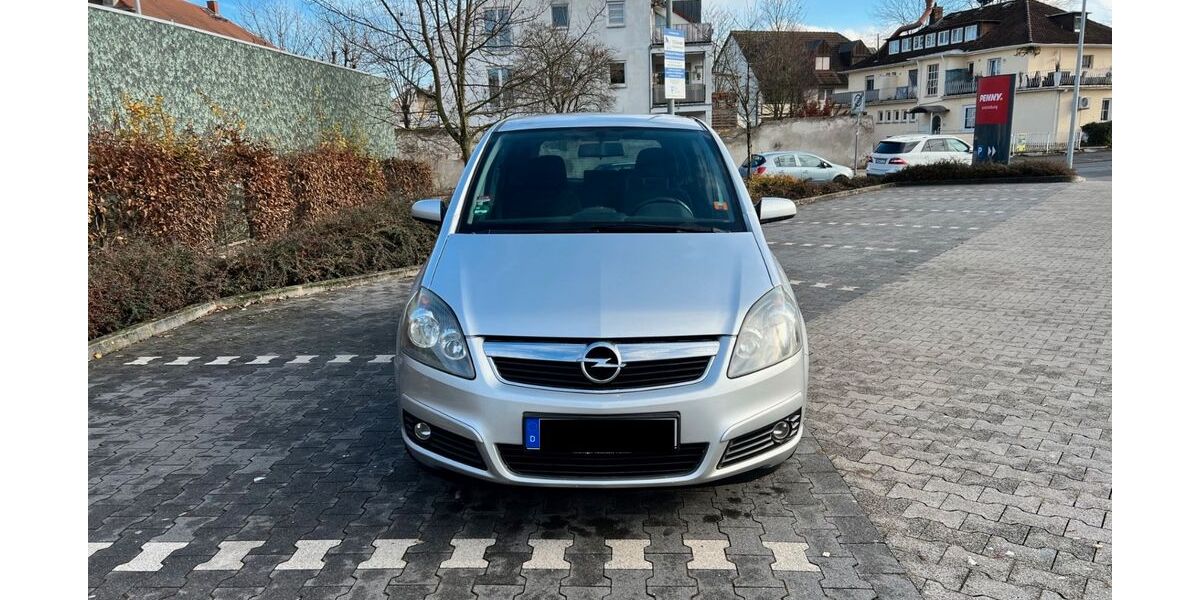 Opel Zafira 241.000 km 2.800 &euro; Ginsheim-Gustasvburg 65462