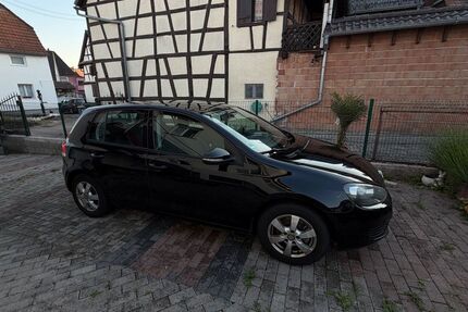 VW Golf 176.000 km 6.399 &euro; Karlsruhe 76185