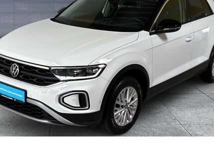VW T-Roc 37.137 km 24.990 &euro; Königs-Wusterhausen 15711