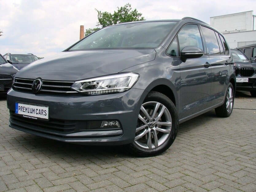 Touran 1.5TSI Comfortline 7-Sitzer Pano Standheizu