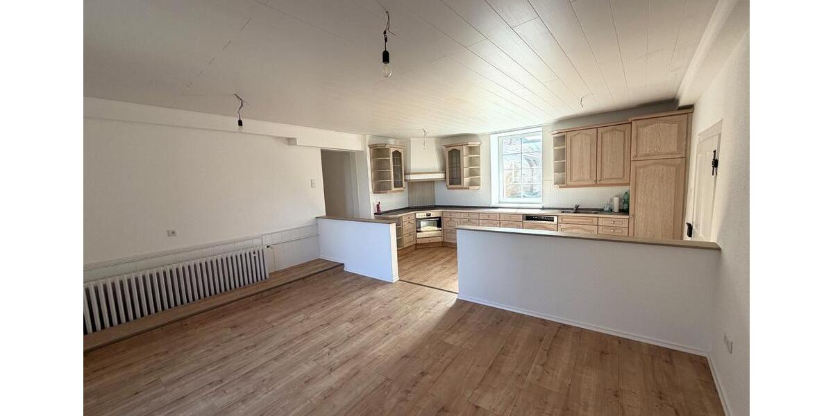 Etagenwohnung Börßum - 5 Zimmer, 142 m&sup2;, 1.050&euro; | Angebot:26412812