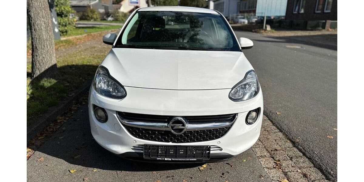 Opel Adam 147.000 km 7.990 &euro; Celle 29221