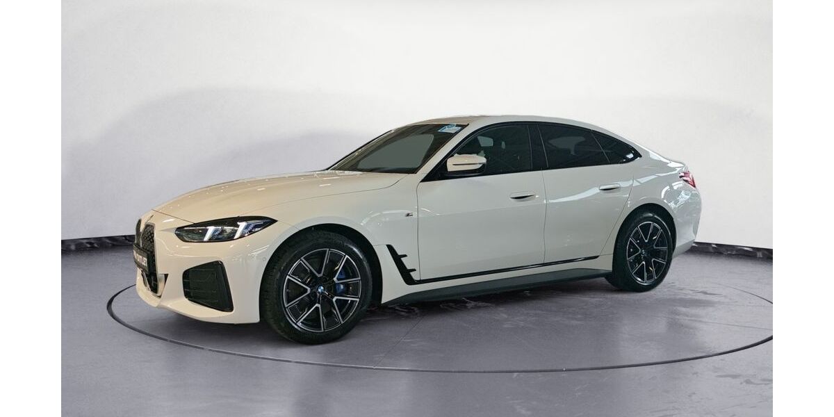 BMW i4 25.691 km 45.900 &euro; Tuttlingen 78532