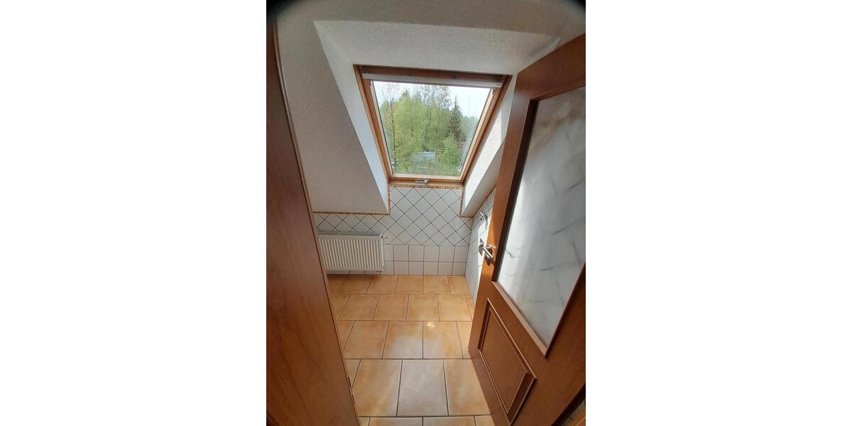 Dachgeschoßwohnung Sohland an der Spree - 1 Zimmer, 28 m&sup2;, 420&euro; | Angebot:26445165