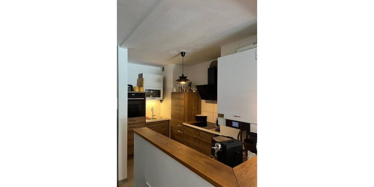 Etagenwohnung Aschaffenburg Innenstadt - 2 Zimmer, 81 m&sup2;, 899&euro; | Angebot:26909110