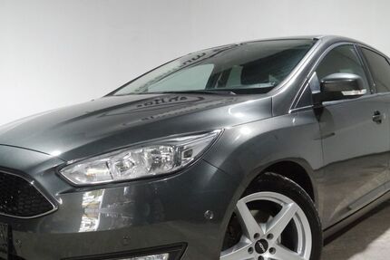 Ford Focus 121.656 km 8.400 € Bous 66359