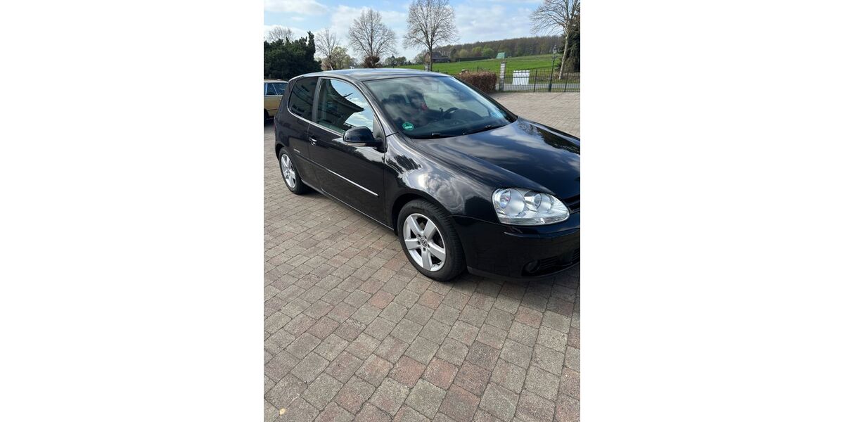 VW Golf 169.000 km 2.800 &euro; Ochtrup 48607