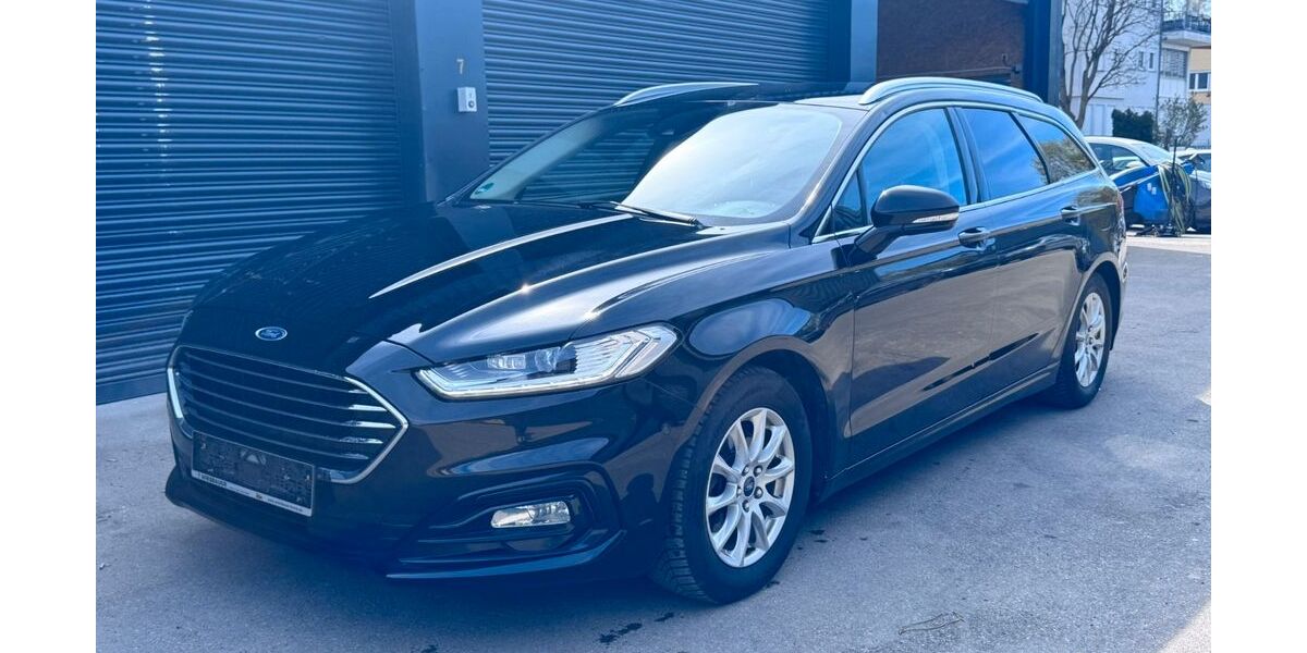 Ford Mondeo 165.012 km 8.999 &euro; Korntal-Münchingen 70825