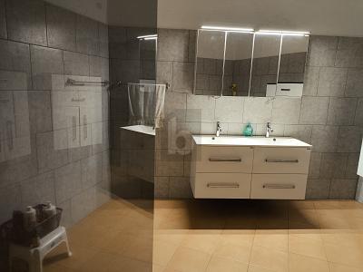 VERSTECKTES PARADIES MIT WINTERGARTEN 10 zimmer