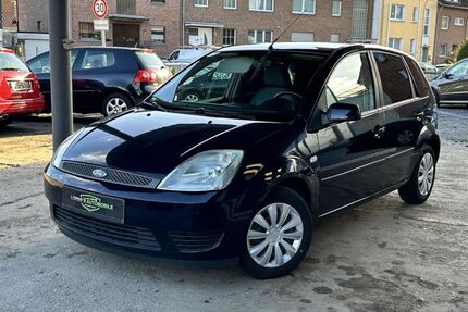 Ford Fiesta 124.550 km 2.390 &euro; Mönchengladbach 41238