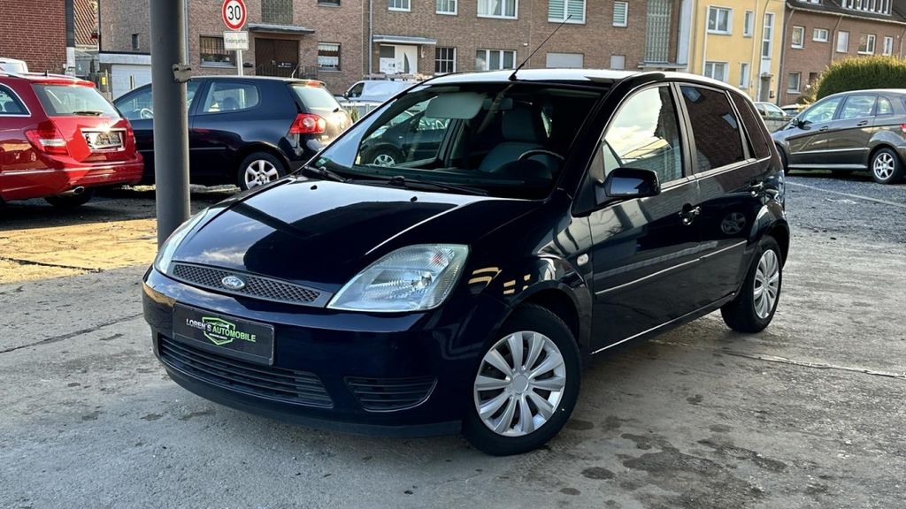 Ford Fiesta 124.550 km 2.390 &euro; Mönchengladbach 41238