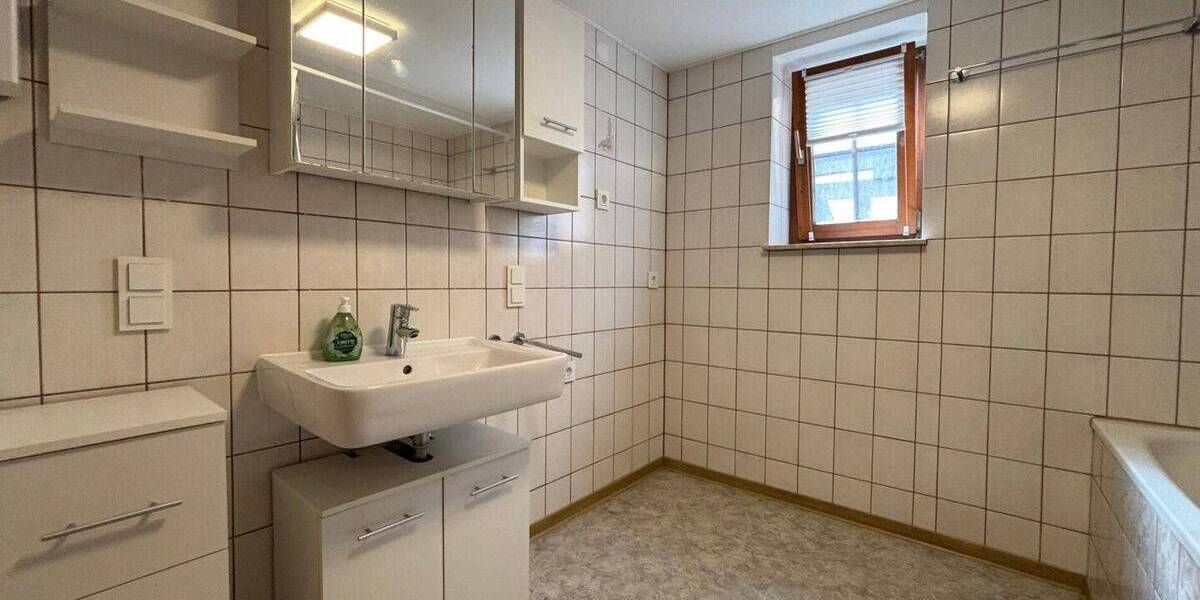 Einfamilienhaus Neustadt (Hessen) Neustadt - 6 Zimmer, 145 m&sup2;, 139.000&euro; | Angebot:25775610