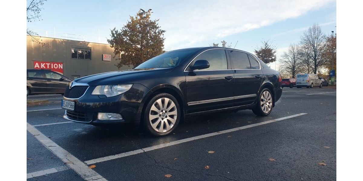 Skoda Superb 262.000 km 4.999 &euro; Castrop-Rauxel 44577
