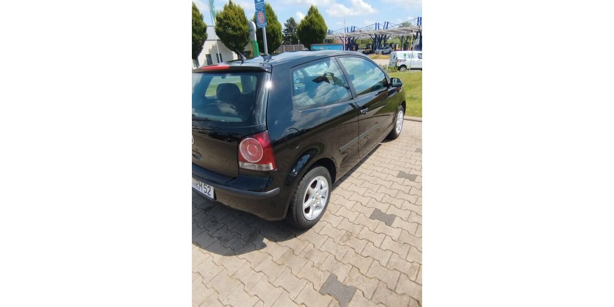 VW Polo 121.000 km 2.650 &euro; Unna 59425