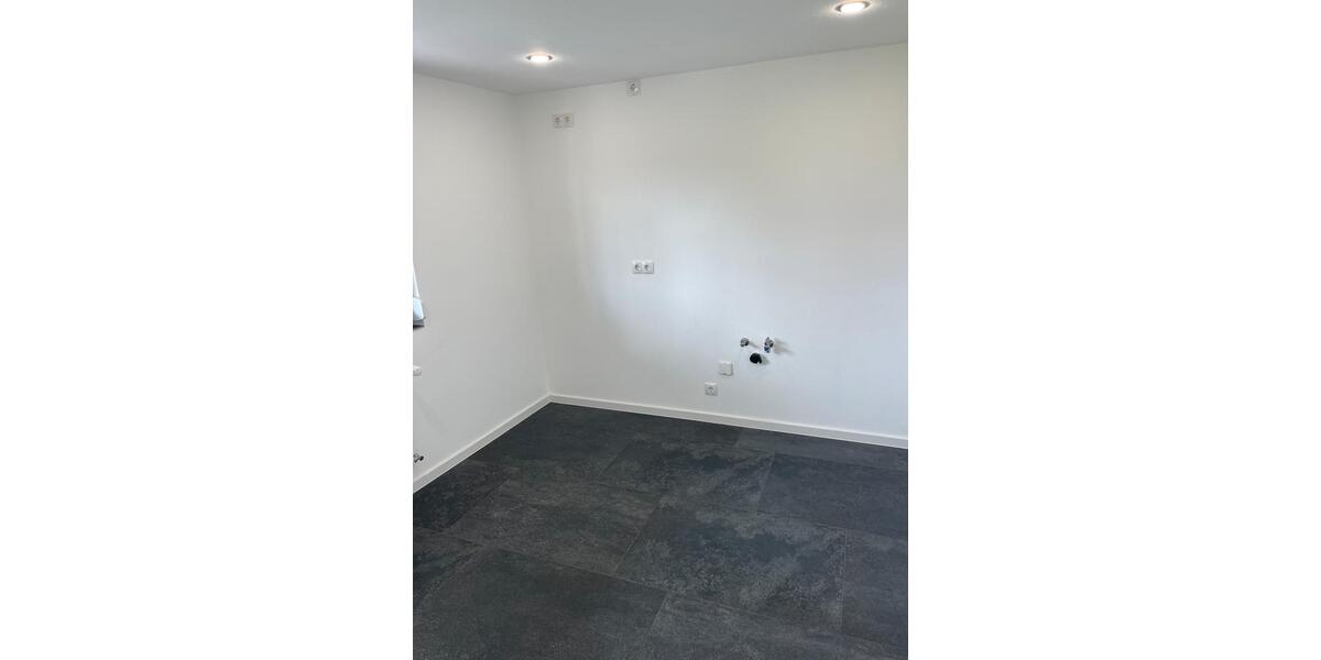 Erdgeschoßwohnung Walldürn - 3 Zimmer, 104 m&sup2;, 970&euro; | Angebot:26661635
