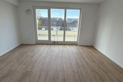 Wohnung Wuppertal Langerfeld - 3 Zimmer, 106 m&sup2;, 990&euro; | Angebot:24557544