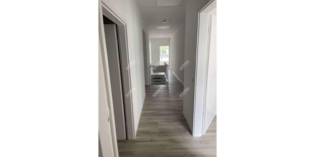 Zimmer Asperg - 4 Zimmer, 104 m&sup2;, 1.600&euro; | Angebot:25726390