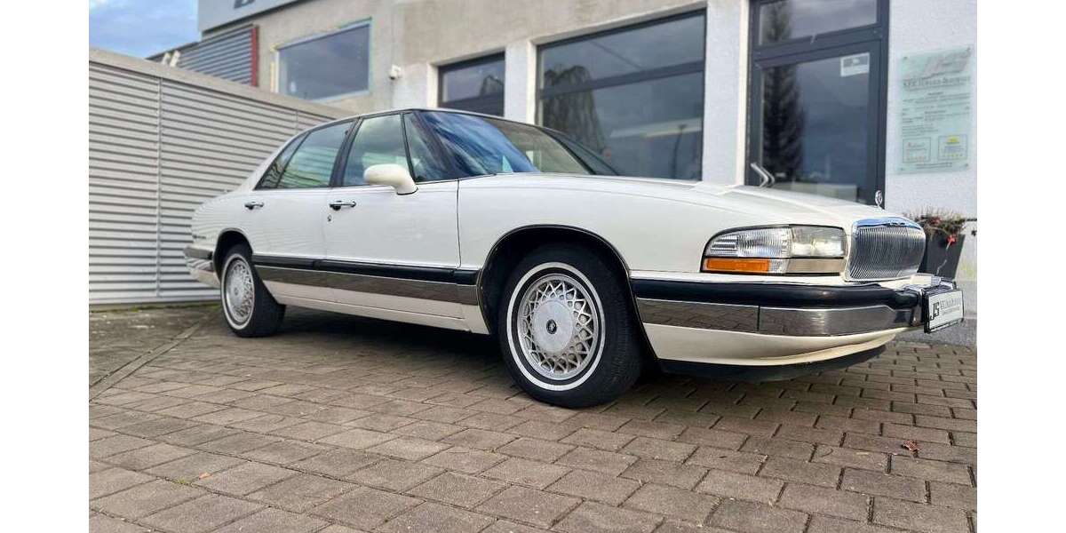Buick Park Avenue 142.000 km 9.900 &euro; Königsbrunn 86343