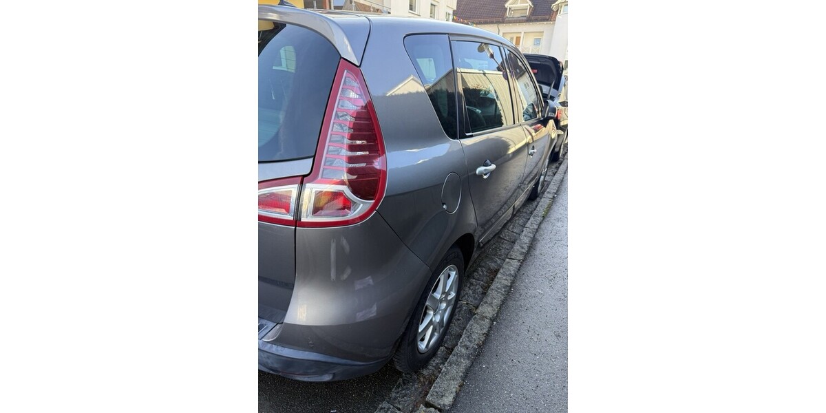 Renault Scenic 87.358 km 7.200 &euro; Langenargen 88085