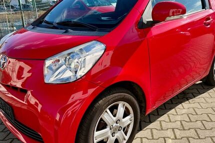 Toyota IQ 142.000 km 2.900 &euro; Zwenkau OT Löbschütz 04442
