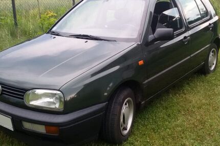 VW Golf 165.000 km 5.900 &euro; Neu-Ulm 89233