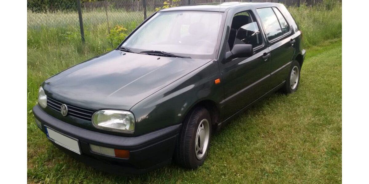 VW Golf 165.000 km 5.900 &euro; Neu-Ulm 89233