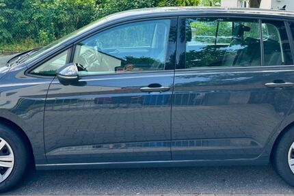 VW Touran 145.200 km 13.200 € Karlsruhe 76149