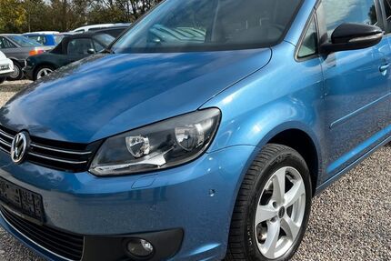 VW Touran 190.000 km 5.500 € Freiburg 79108