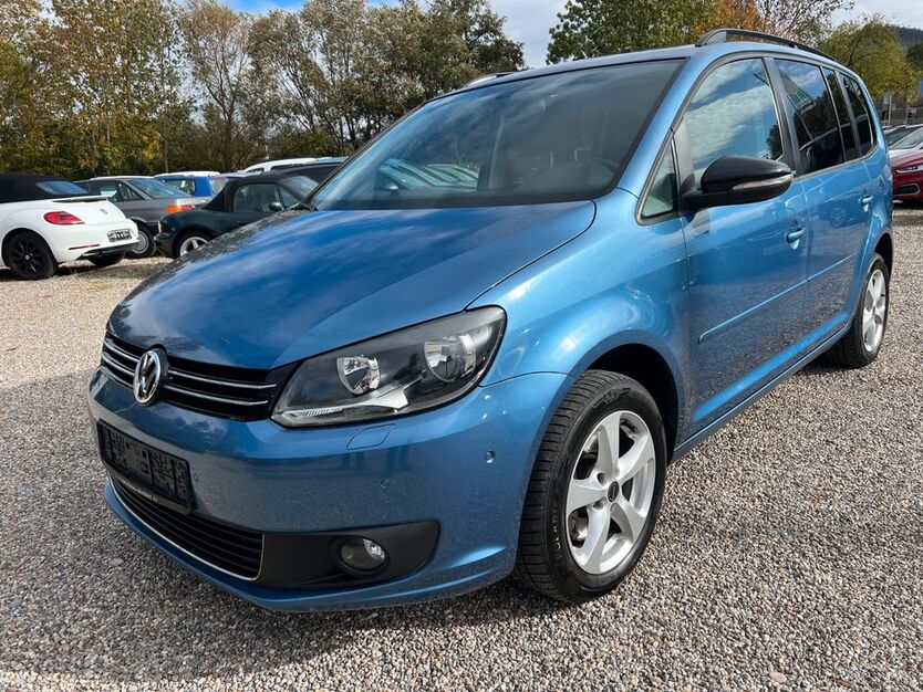 VW Touran 190.000 km 5.500 € Freiburg 79108