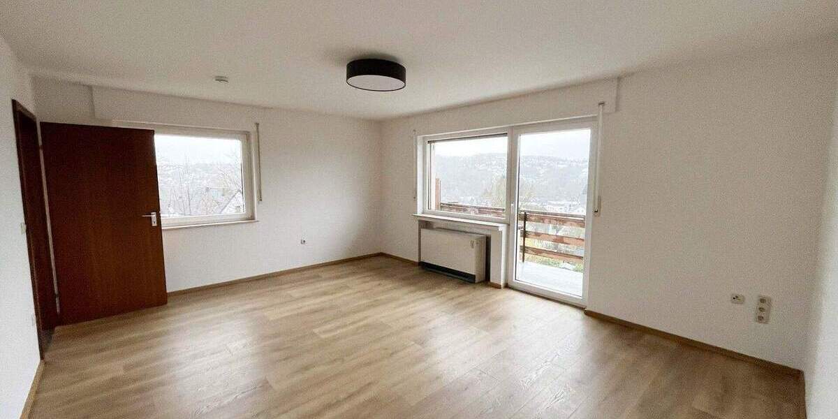 Etagenwohnung Windeck / Rosbach Rosbach - 3 Zimmer, 90 m&sup2;, 620&euro; | Angebot:25389950