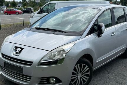 Peugeot 5008 167.460 km 2.999 &euro; Sinzig 53489