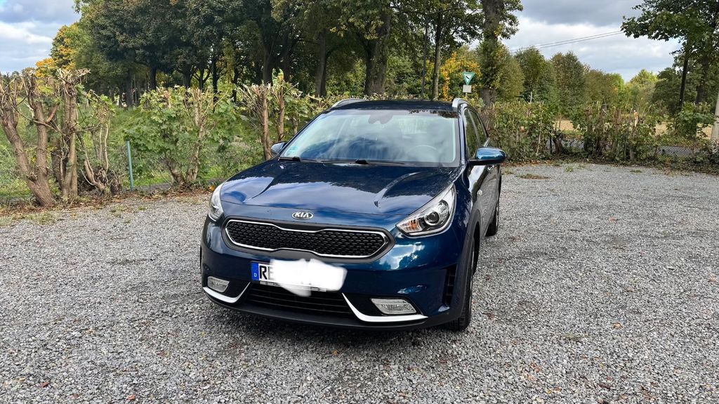 Kia Niro 119.000 km 14.650 &euro; Herten 45701