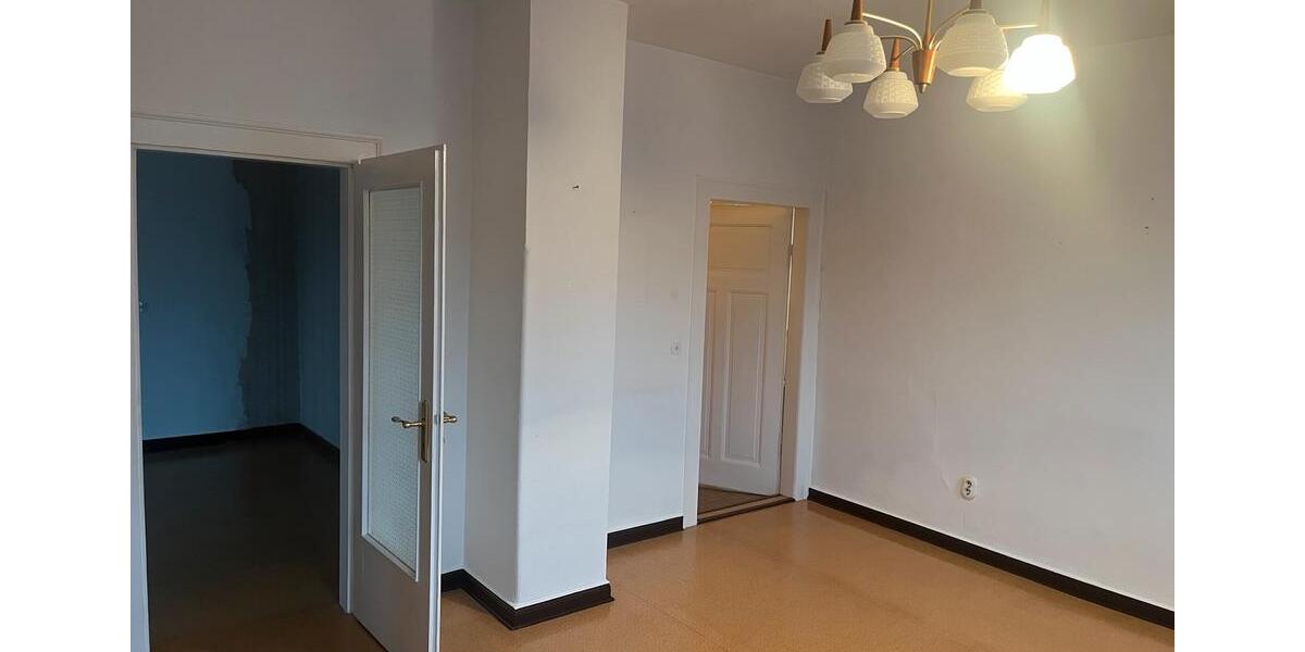 Einfamilienhaus Schleusingen - 10 Zimmer, 169 m&sup2;, 190.000&euro; | Angebot:26981137