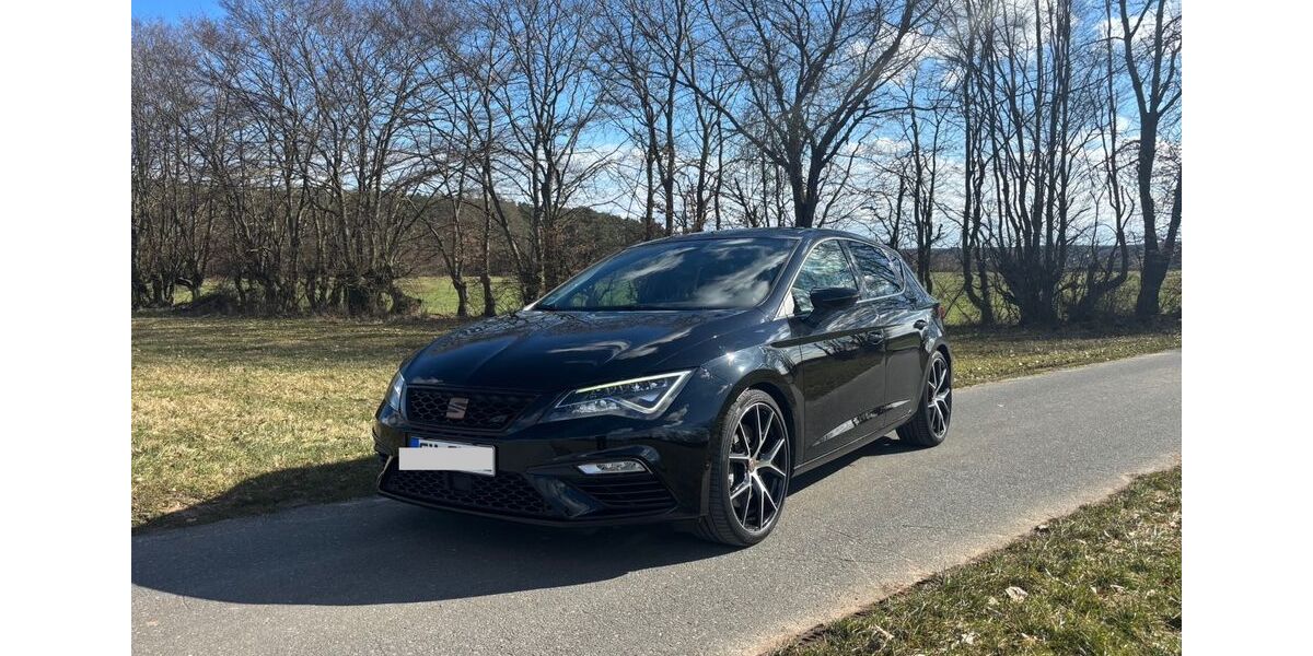 Seat Leon 84.000 km 22.200 &euro; Langenzenn 90579