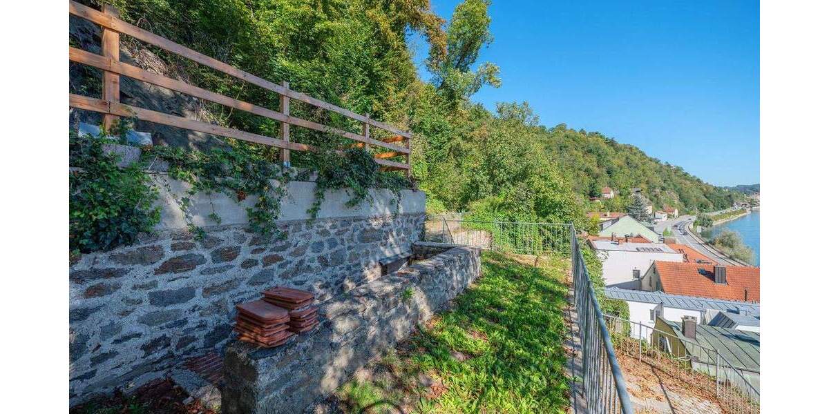 Etagenwohnung Passau Altstadt - 5 Zimmer, 110 m&sup2;, 340.000&euro; | Angebot:25777766