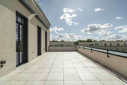Wohnung Potsdam - 3 Zimmer, 135 m&sup2;, 2.300&euro; | Angebot:26847835