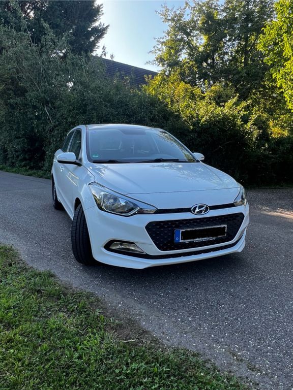 i20