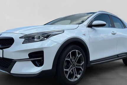 Kia XCeed 24.012 km 20.990 € Villingen Schwenningen 78052