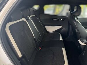 Kia EV6 77.4 AWD GTL|WÄRMEPUMPE|GLASDACH|ASS+|AHK 10.000 km 46.990 &euro; Höhenkirchen-Siegertsbrun 85635