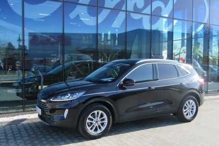 Ford Kuga 28.452 km 23.500 &euro; Bernau 16321